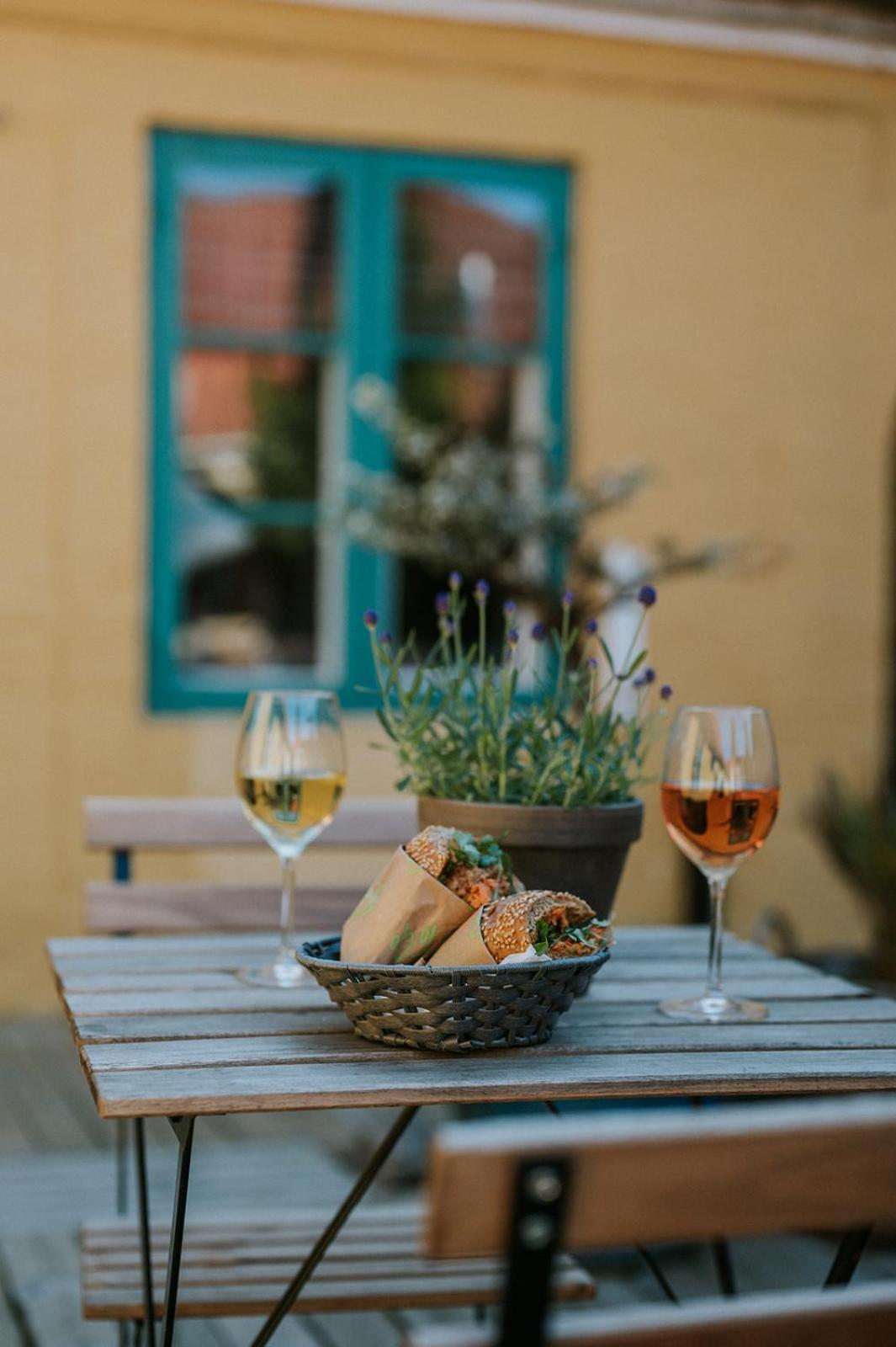 Kefs Guesthouse & Cafe Ærøskøbing Exteriér fotografie
